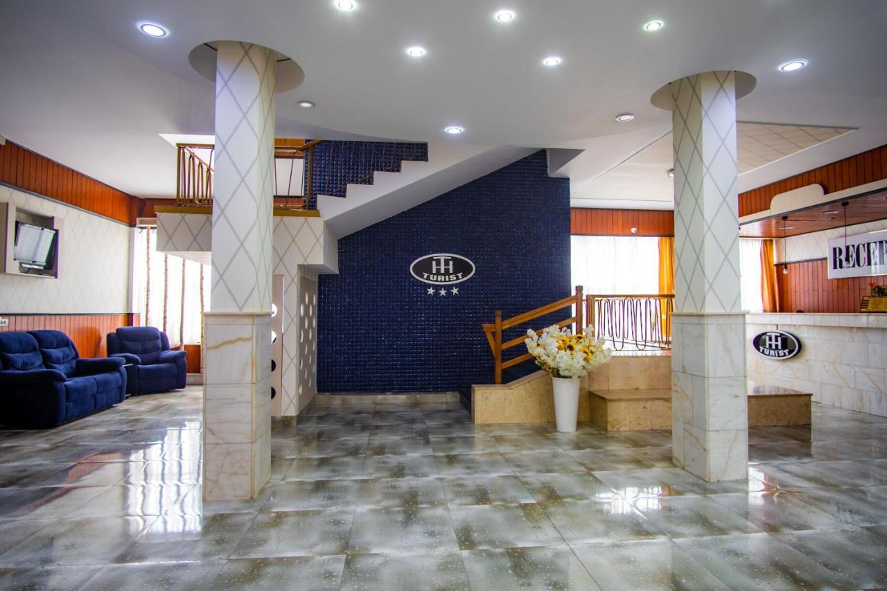 Hotel Turist Pucioasa Esterno foto