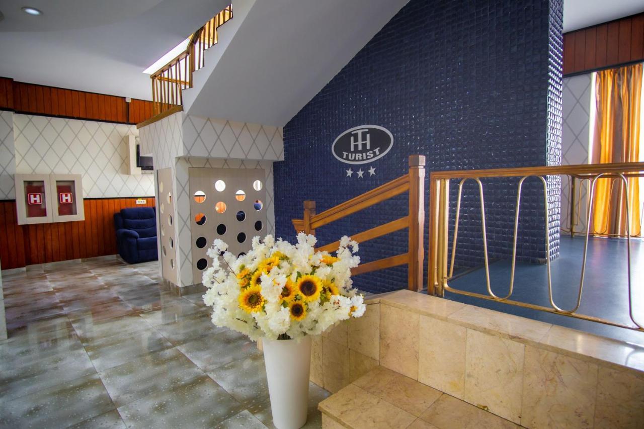 Hotel Turist Pucioasa Esterno foto